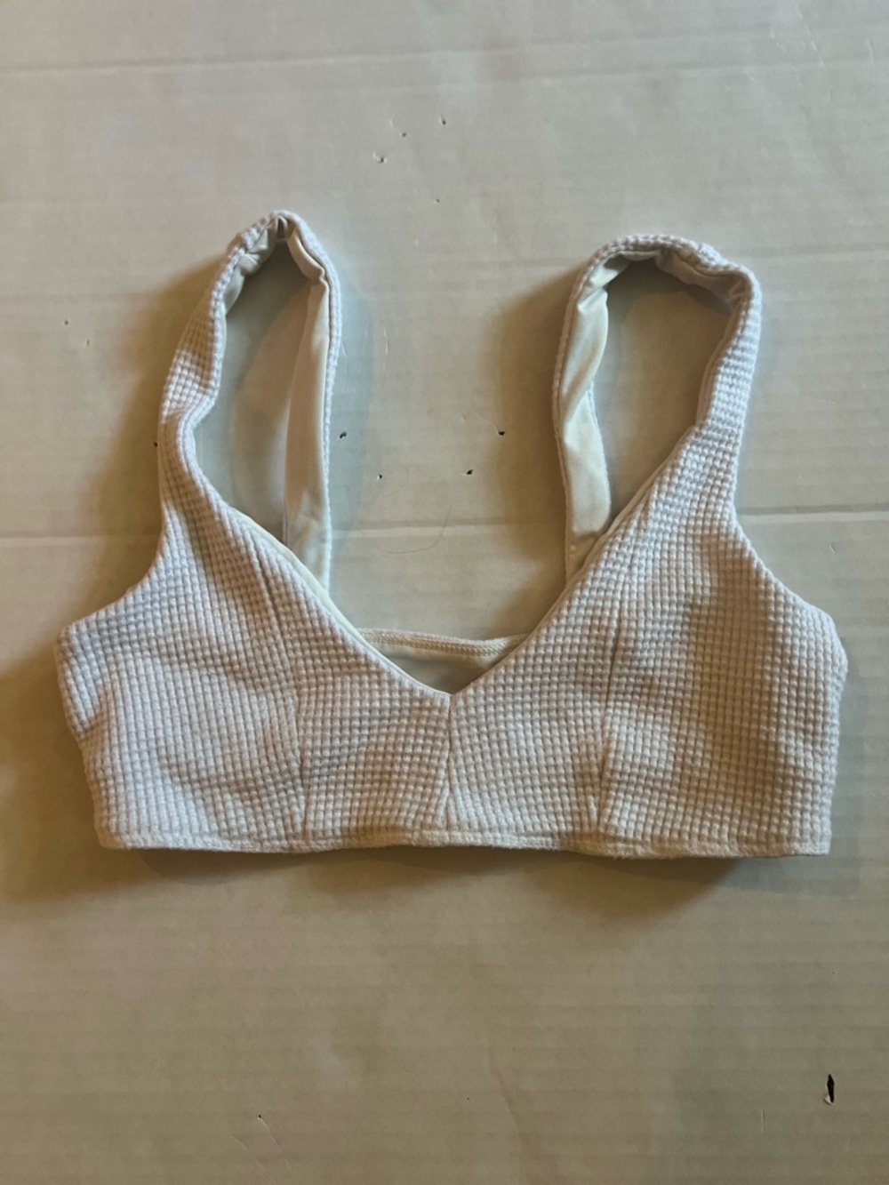 Alo V Neck Sports Bra size XS